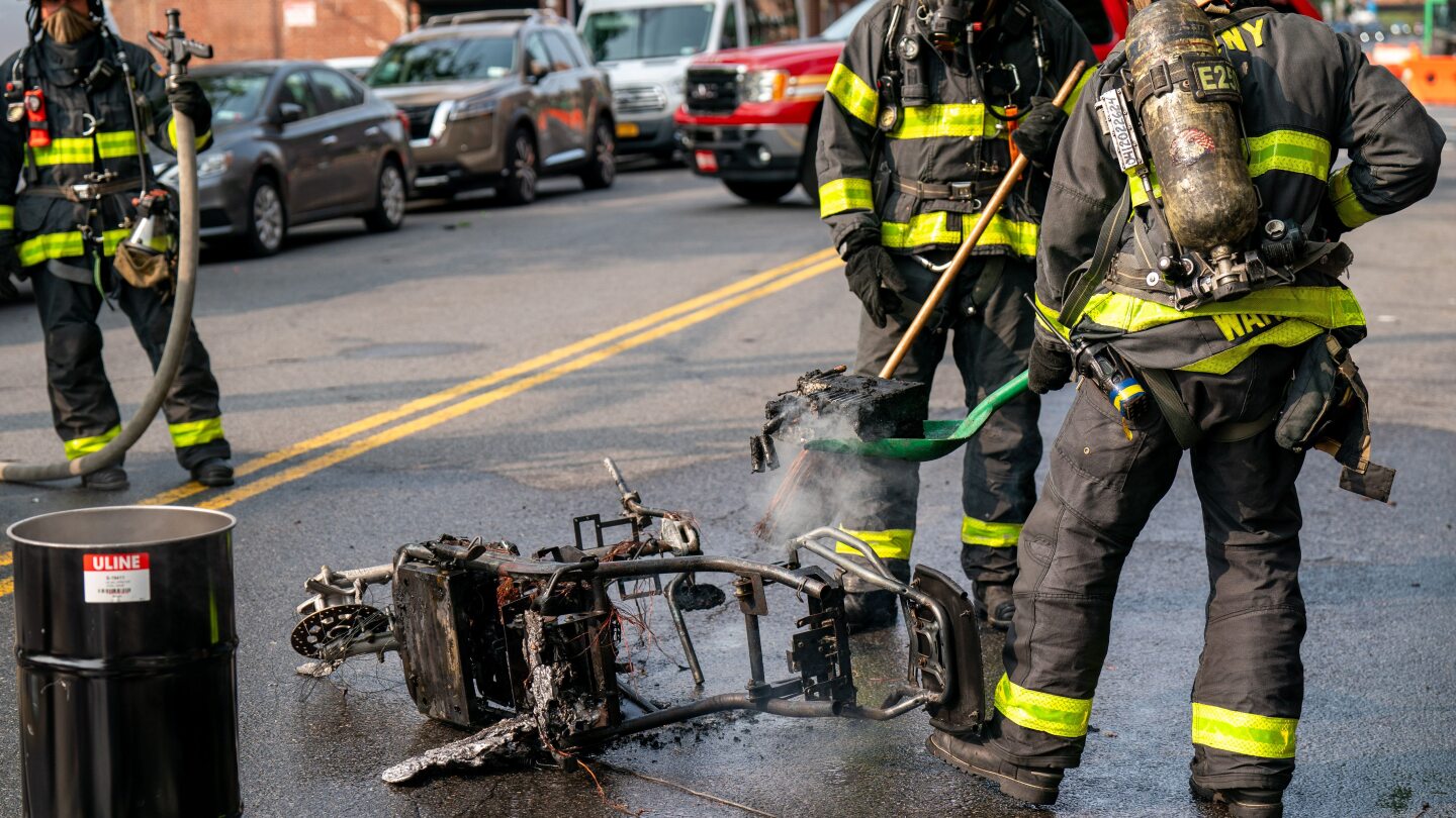 US-NEWS-FDNY-COMMISSIONER-KAVANAGH-URGES-NEW-3-NY.jpg